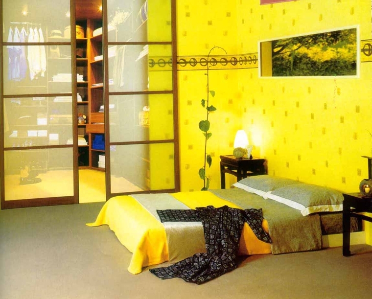 Мебель желтого цвета в спальне