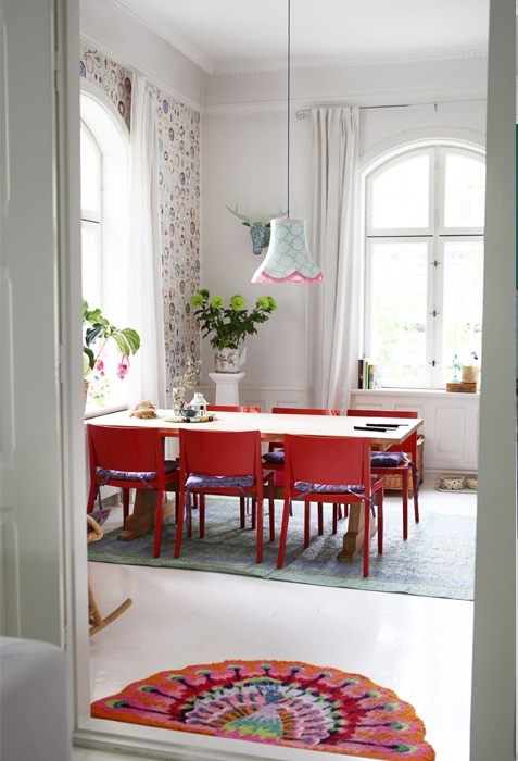 Интерьер маленькой гостиной: 30 отличных идей декора от «Maison & Déco»